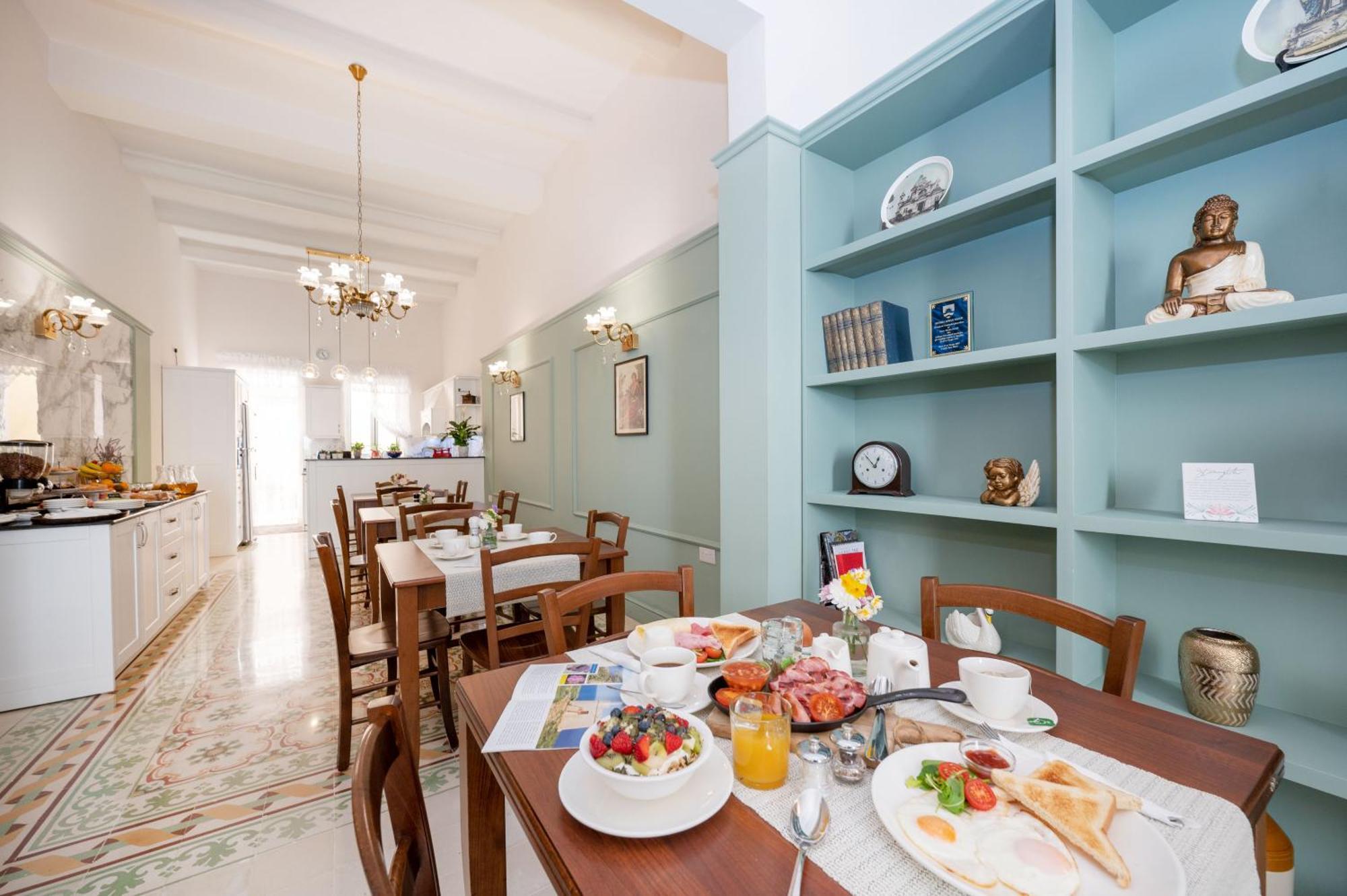 Ta' Dun Martin And Taz-Zija Bed And Breakfast Nadur Esterno foto